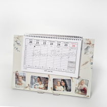 Fényképes A4-es fatábla naptárral